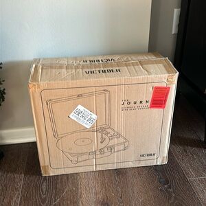 Victrola turn table blue